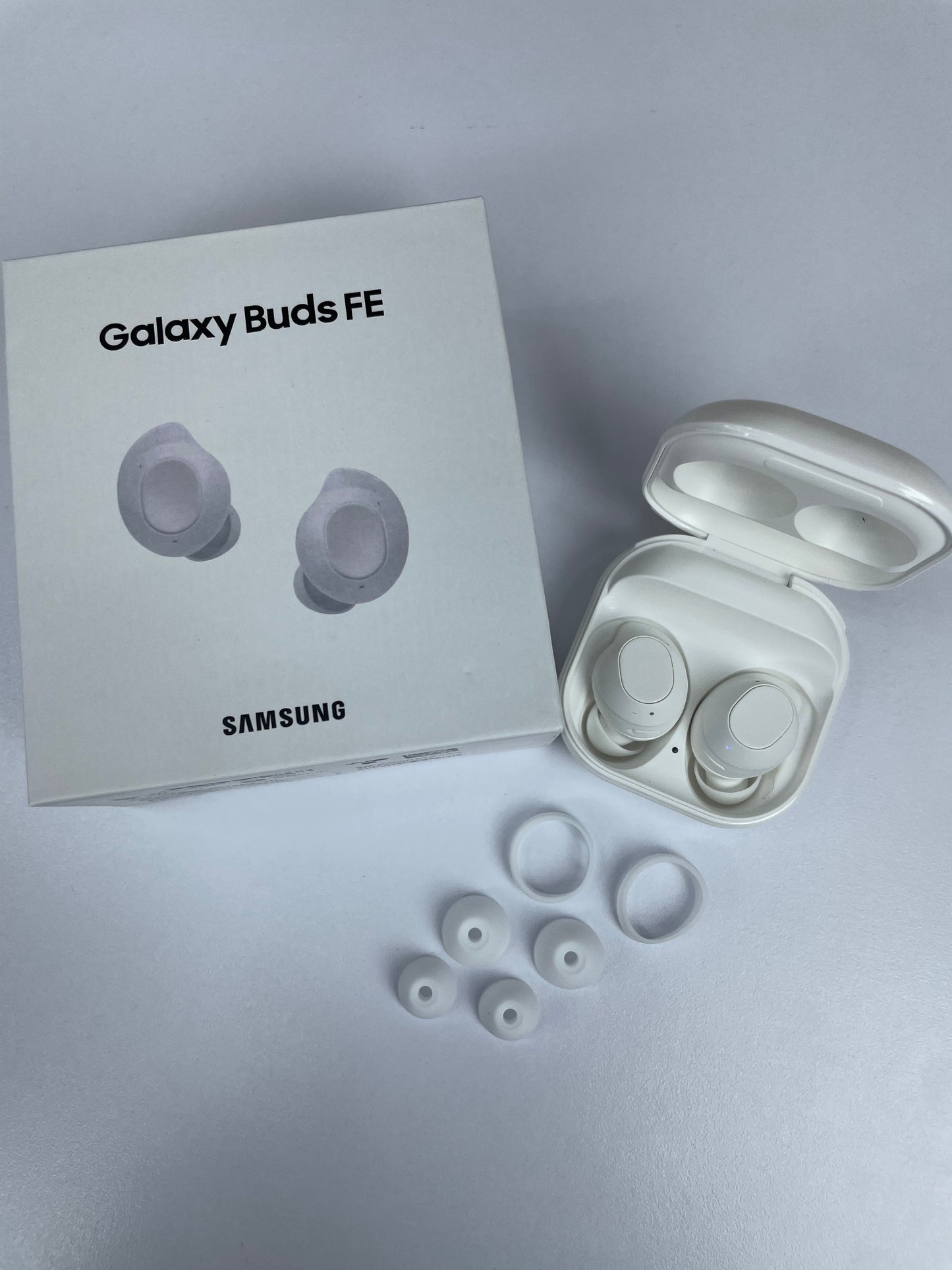 Audifonos Samsung Galaxy Buds Fe 1.1